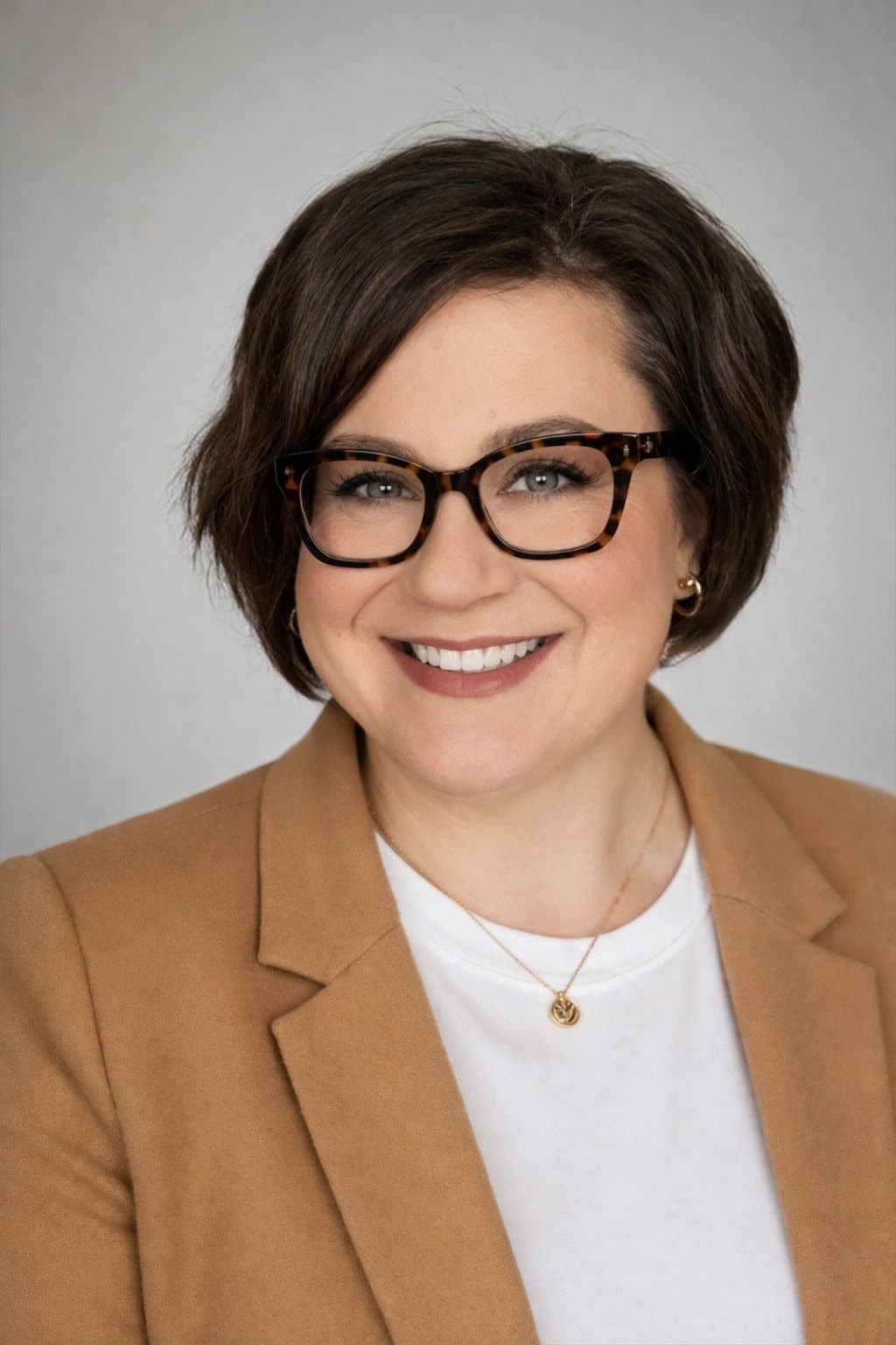 Theresa Lynn, President and Founder of Clarity at Work Ltd.